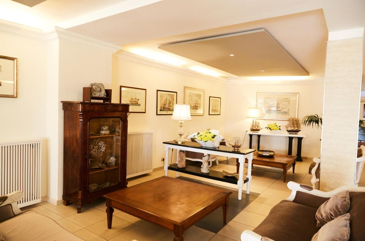 מונטאלטו די קסטרו Hotel Enterprise מראה חיצוני תמונה
